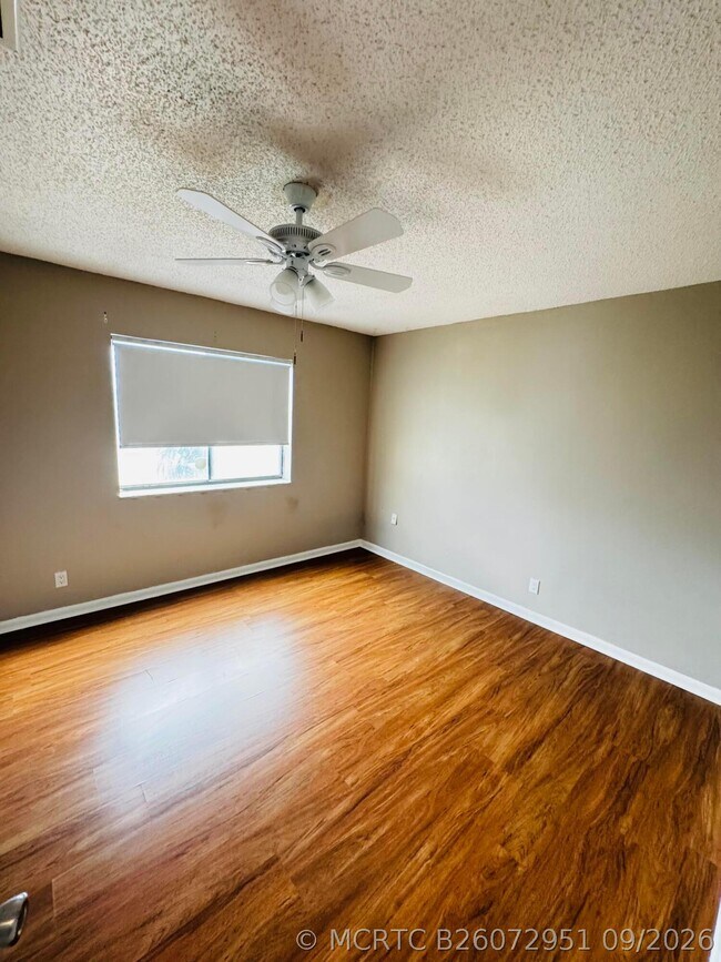 Building Photo - 14858 Wildflower Ln