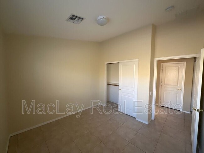 Building Photo - 10256 E Peralta Canyon Dr