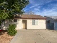 Building Photo - *** 2 Bedroom /1 Bath in Prescott Valley ***