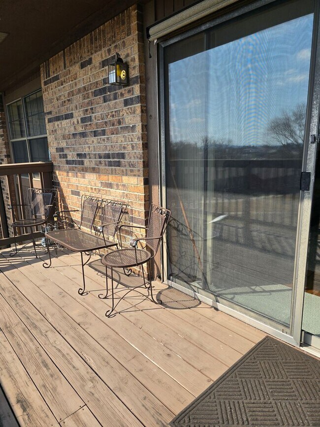 Building Photo - 2/2 Over 55 Condominium Community