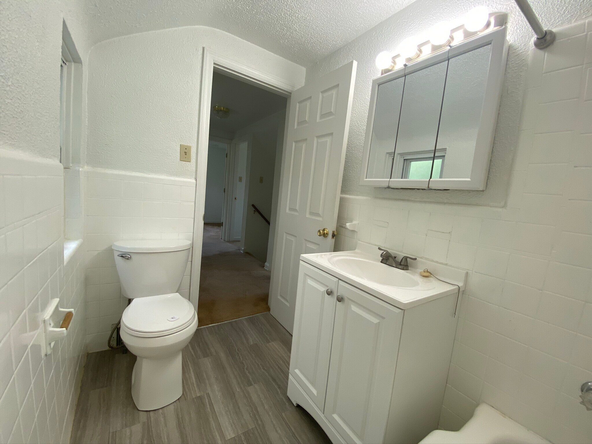 Bathroom - 4443 Clairton Blvd