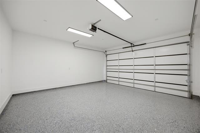 Building Photo - 4605 Belmont Ave