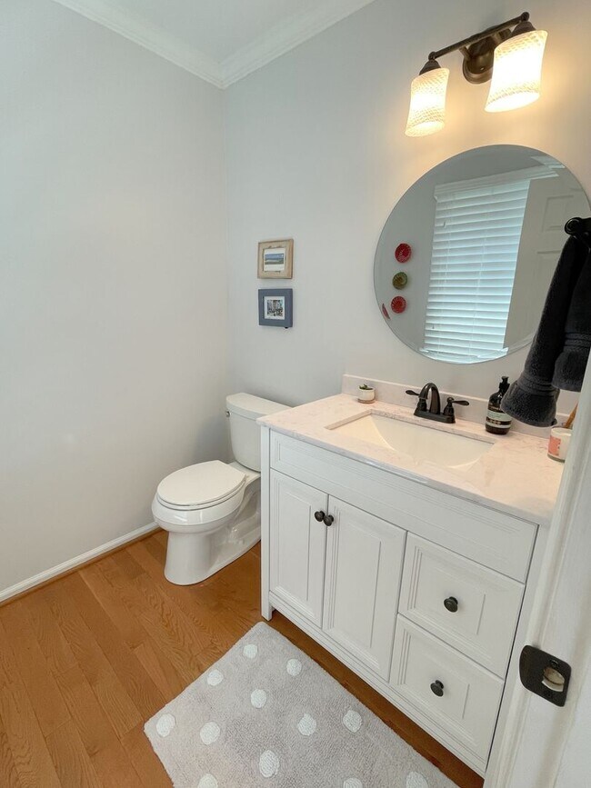 Building Photo - Leesburg Country Club 4 Bed 3.5 Bath SFH For Rent!