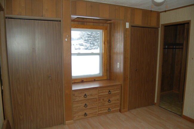 Master Bedroom - 102 Menominee Trail