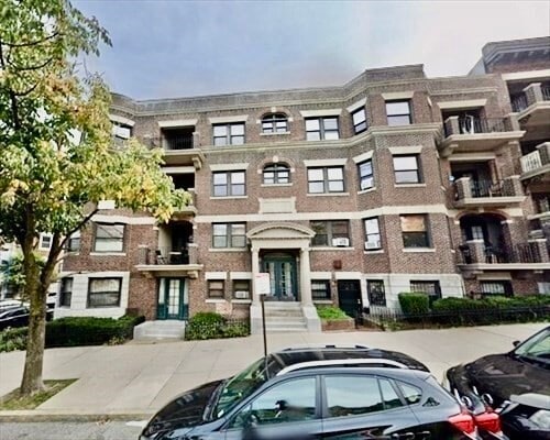 Building Photo - 1468 Commonwealth Ave