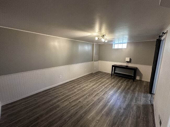 Building Photo - Charming 3-Bed Retreat with Finished Basem...