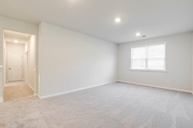 Building Photo - 360 Caledonia Ct