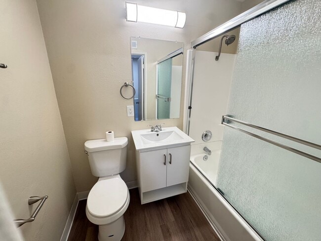 Interior Photo - Fairview Park