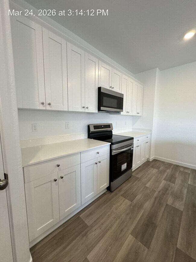 Building Photo - Newly Built Home located SE Visalia!  Rent Ready!