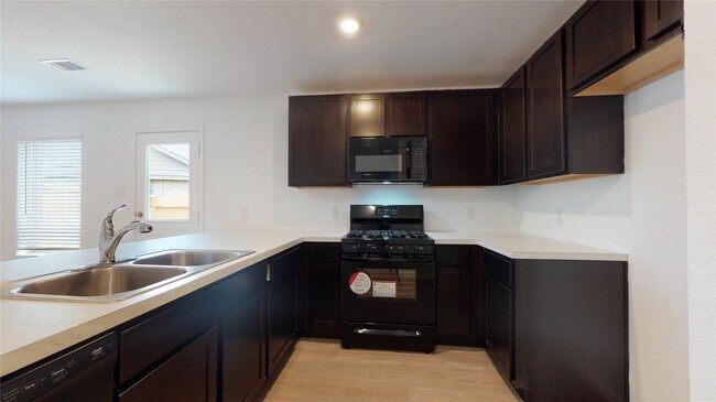 Building Photo - 26923 Wilderye Cv Ln