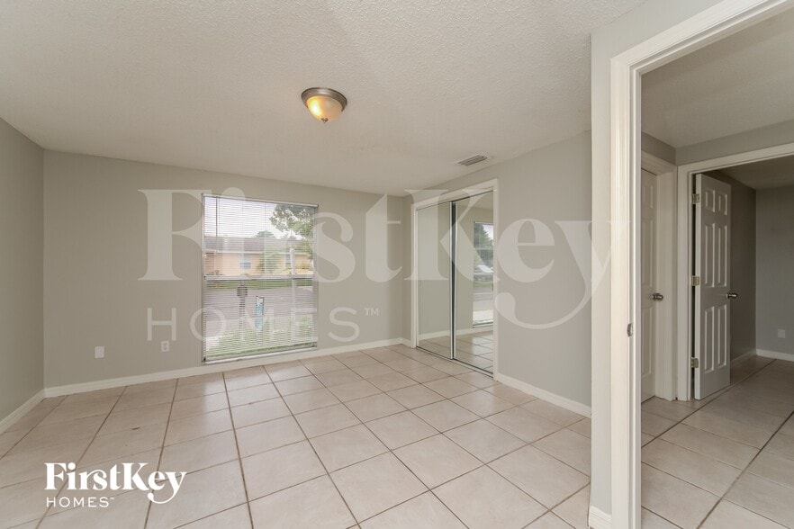 Building Photo - 8509 Olympic Ct