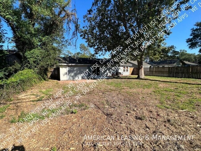 Building Photo - 695 Peyton-