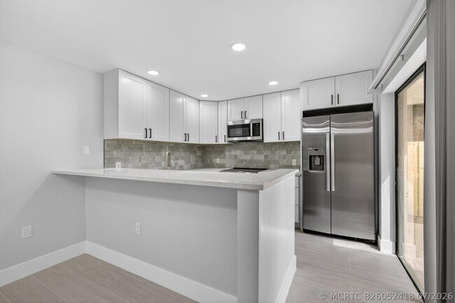 Building Photo - 183 Charter Way