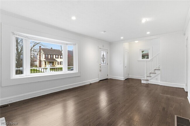 Building Photo - 3577 Cedarbrook Rd