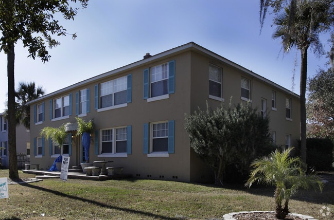 Building Photo - San Marco Properties