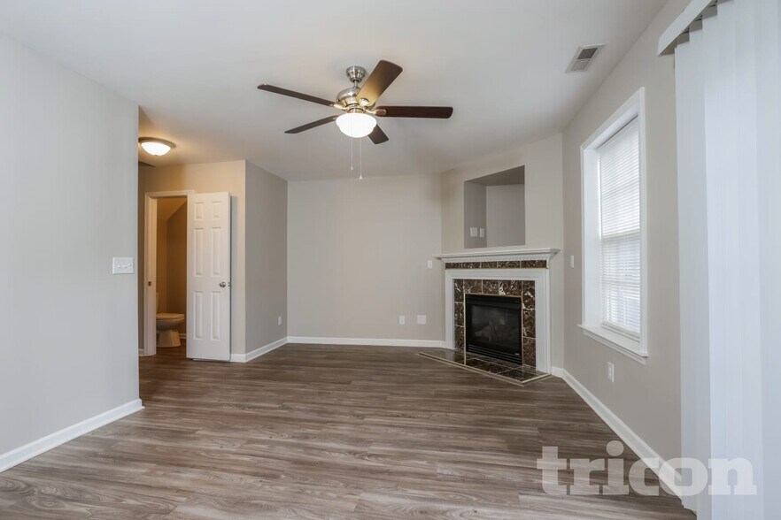 Building Photo - 4019 Black Locust Terrace