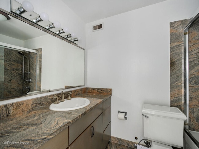 Building Photo - 1560 N Sandburg Terrace