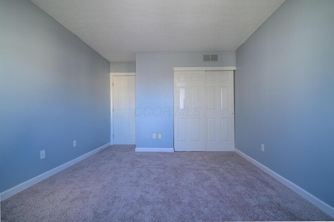 Building Photo - 961 Philadelphia Dr