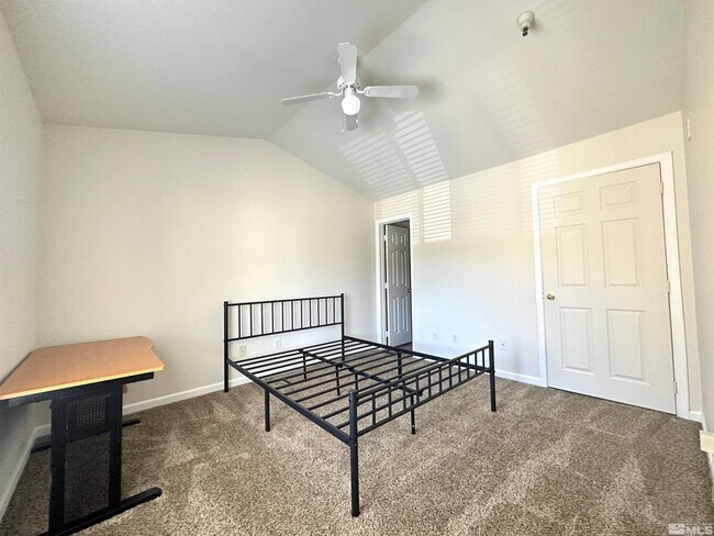 Building Photo - 200 Talus Way