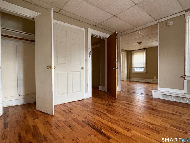 Building Photo - 151 Fitch St