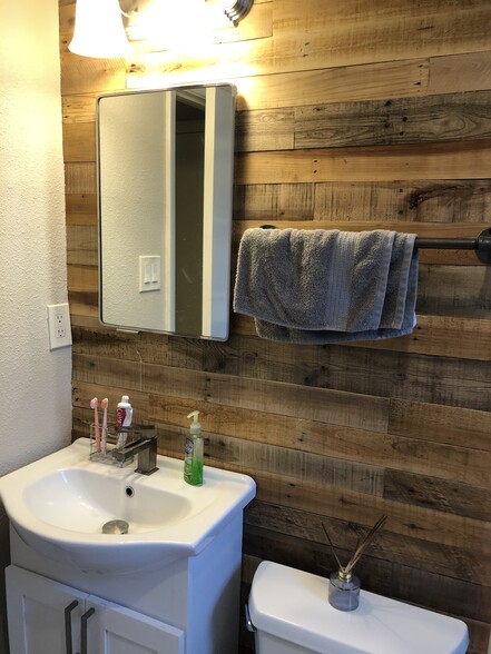 Building Photo - 312 Jagoe St