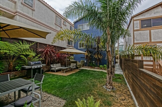 Building Photo - ENJOY INDOOR/OUTDOOR CALIFORNIA LIVING IN THIS CHARMING & STYLISH, 3BR1.5BA GOLDEN HILLS HOME W/ ...