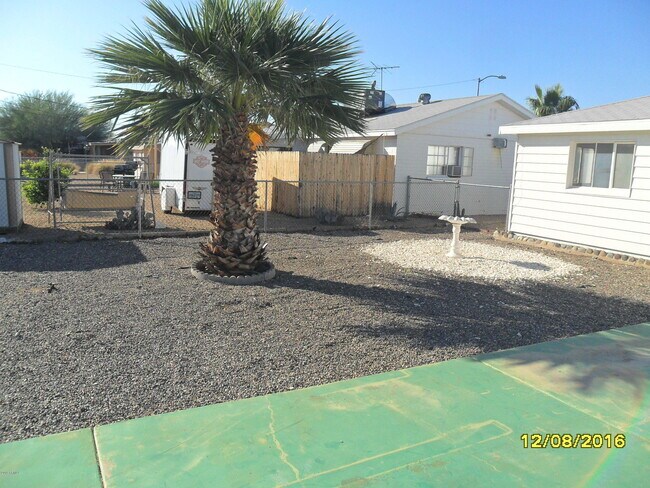 Building Photo - 11363 N 113th Ave
