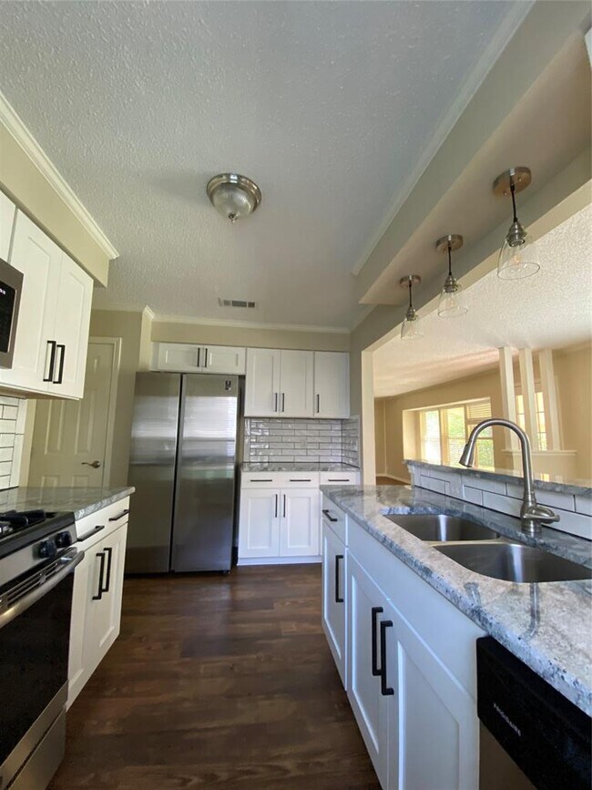 Building Photo - 1510 Boffi Cir