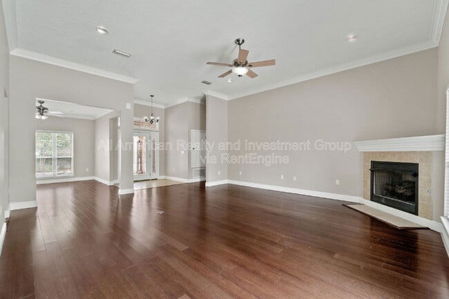 Building Photo - 4301 Hidden Lakes Dr