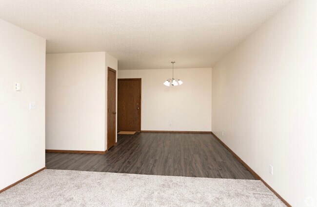 Building Photo - Prairie View