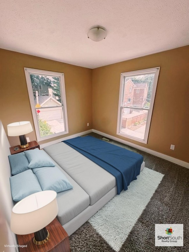 Building Photo - New 4 bed 3 bath house in East Town.