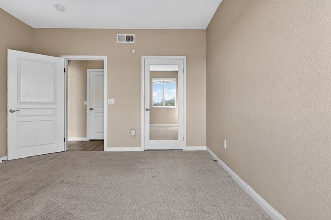 Building Photo - 3857 Pell Pl