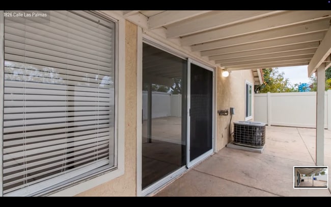 Building Photo - Beautiful Oceanside Home with Vaulted Ceil...