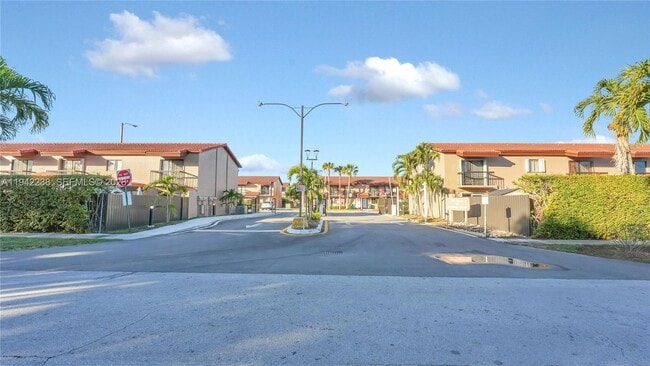 Building Photo - 1917 SW 107th Ave