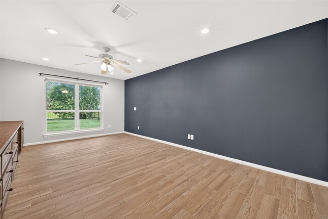 Building Photo - 2103 Winged Foot Dr