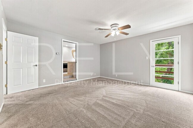 Building Photo - 2404 Gabriel View Dr