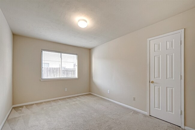 Building Photo - 17038 Midnight Sun Ln