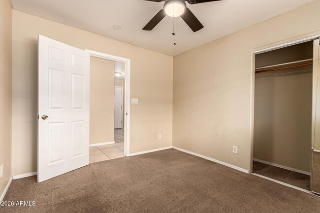 Building Photo - 3613 S Kenneth Pl