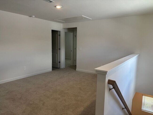 Building Photo - Brand New Build! 4 Bedrooms