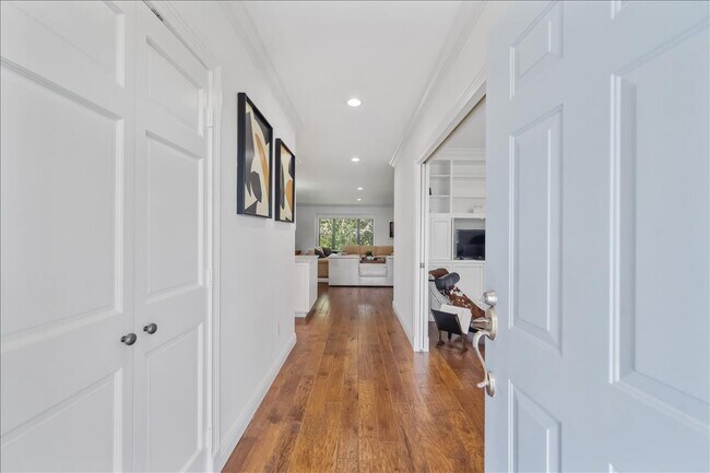 Building Photo - 13230 Polo Club Rd