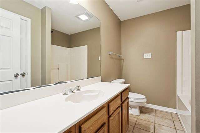 Building Photo - 104 Poe St