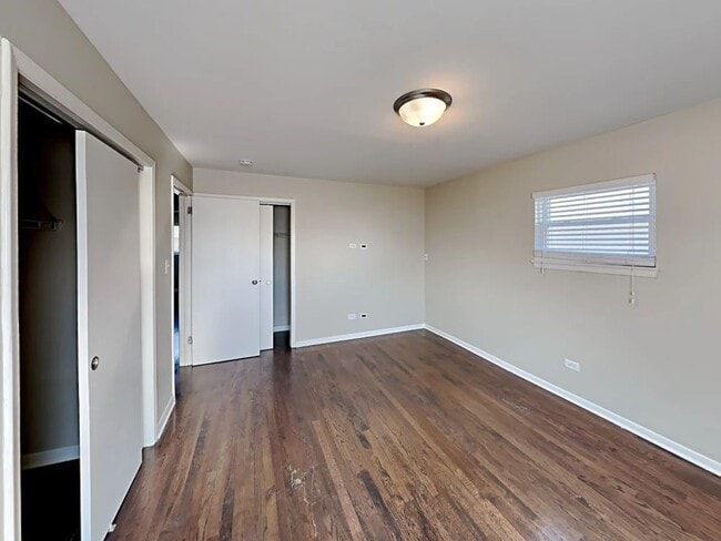 Building Photo - 910 Elsie Dr