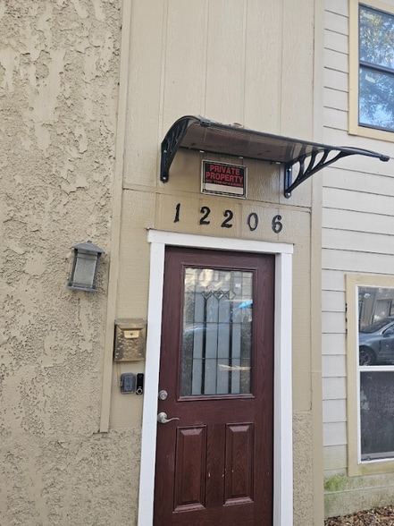 Building Photo - 12206 Northwood Forest Dr