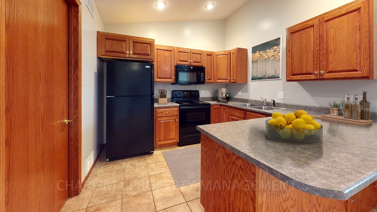 Building Photo - 304 Harvest Trl