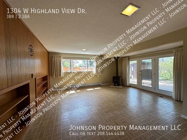 Building Photo - 1304 W Highland View Dr