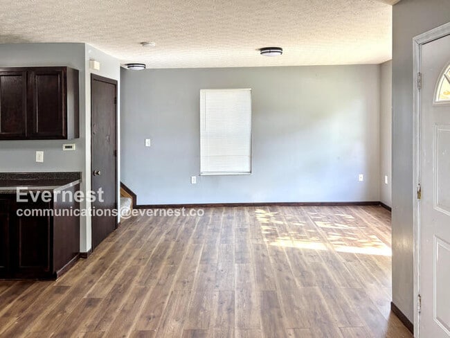 Building Photo - 137 N Guilford Ave