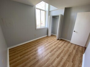 Building Photo - 4406 Camden Ave