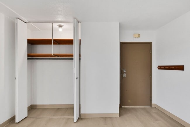 Building Photo - 934 High St