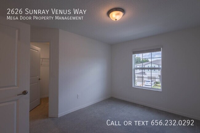 Building Photo - 2626 Sunray Venus Wy