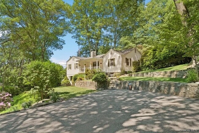 Building Photo - 13 Split Rock Rd